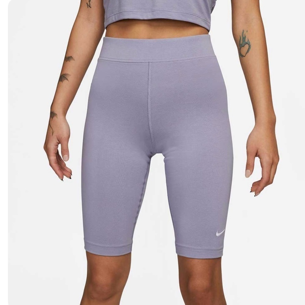 Nike Women's Yoga Luxe High-Waisted Shorts DV7909-519 size S